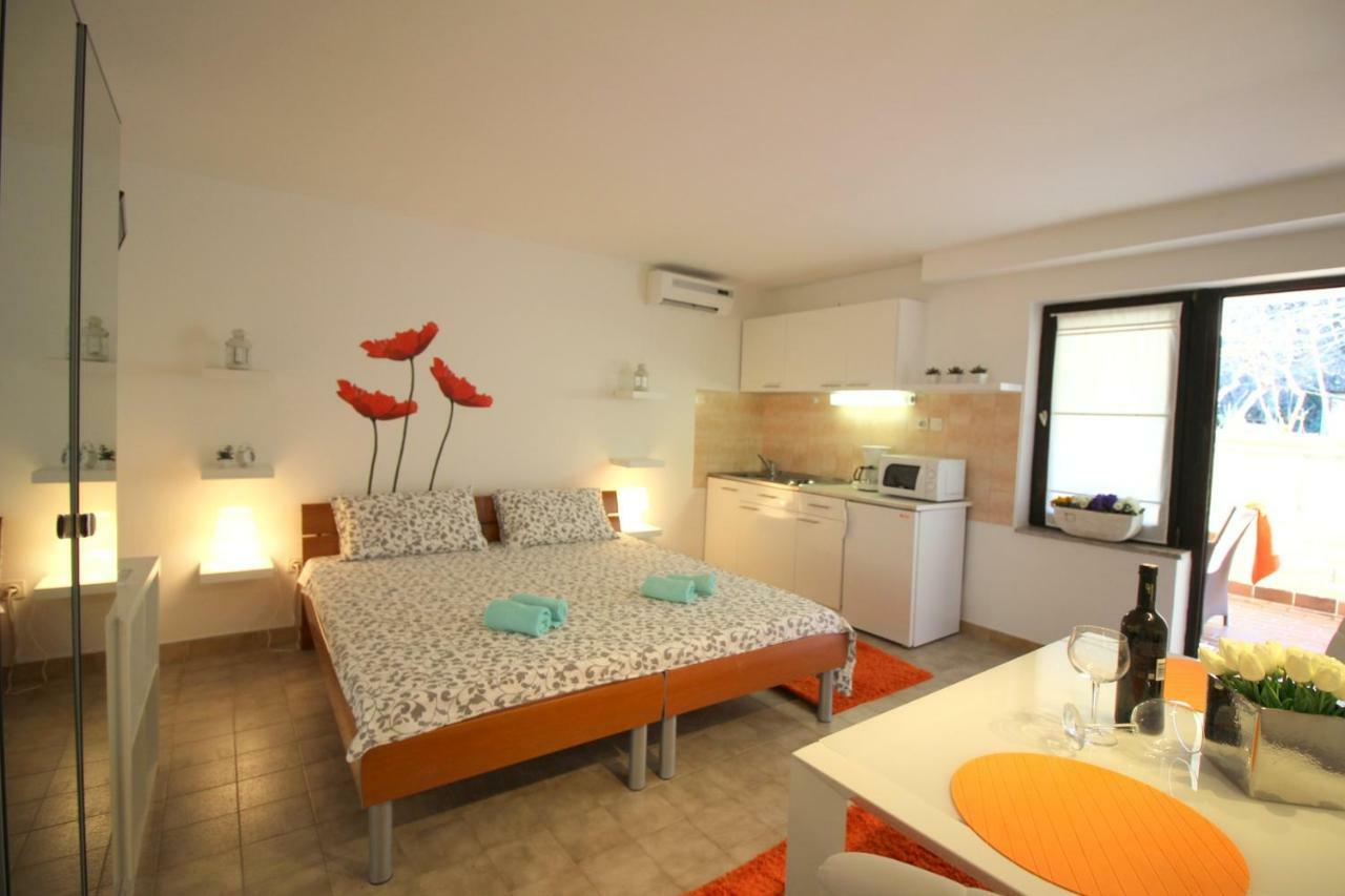 Apartments Sabina Poreč Exteriér fotografie
